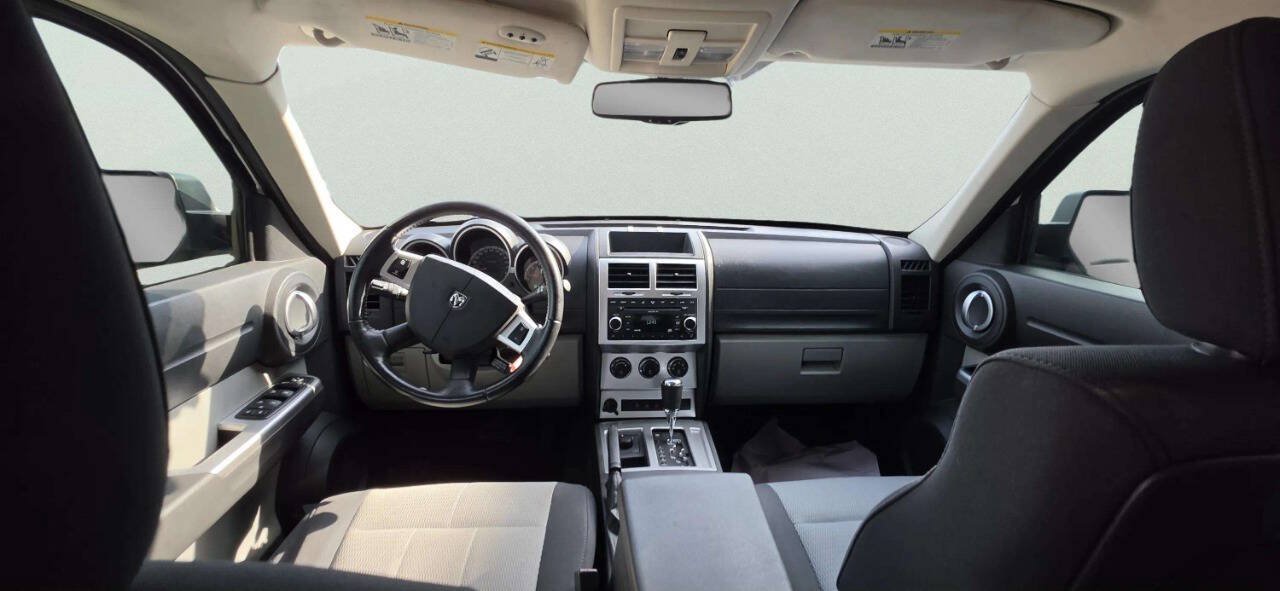 Used 2008 Dodge Nitro SLT w/ Sun & Wheels Group AWD/4WD image 8