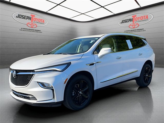 Used 2023 Buick Enclave Essence w/ Experience Buick Package image 9