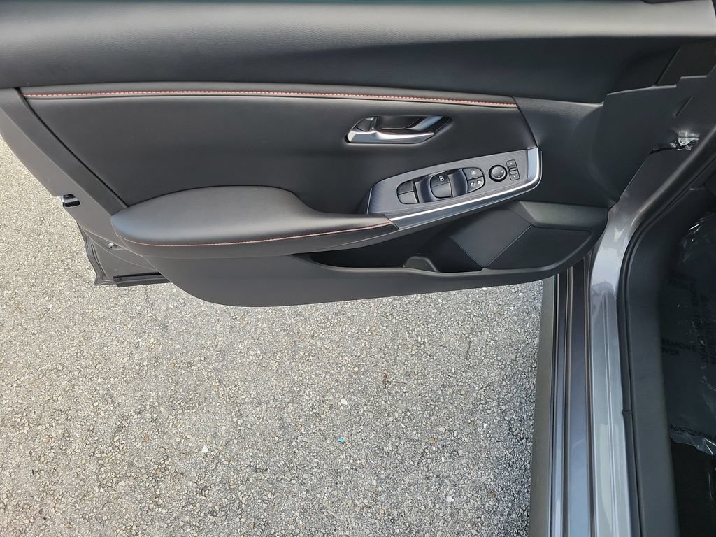 Certified 2024 Nissan Sentra SR FWD image 25
