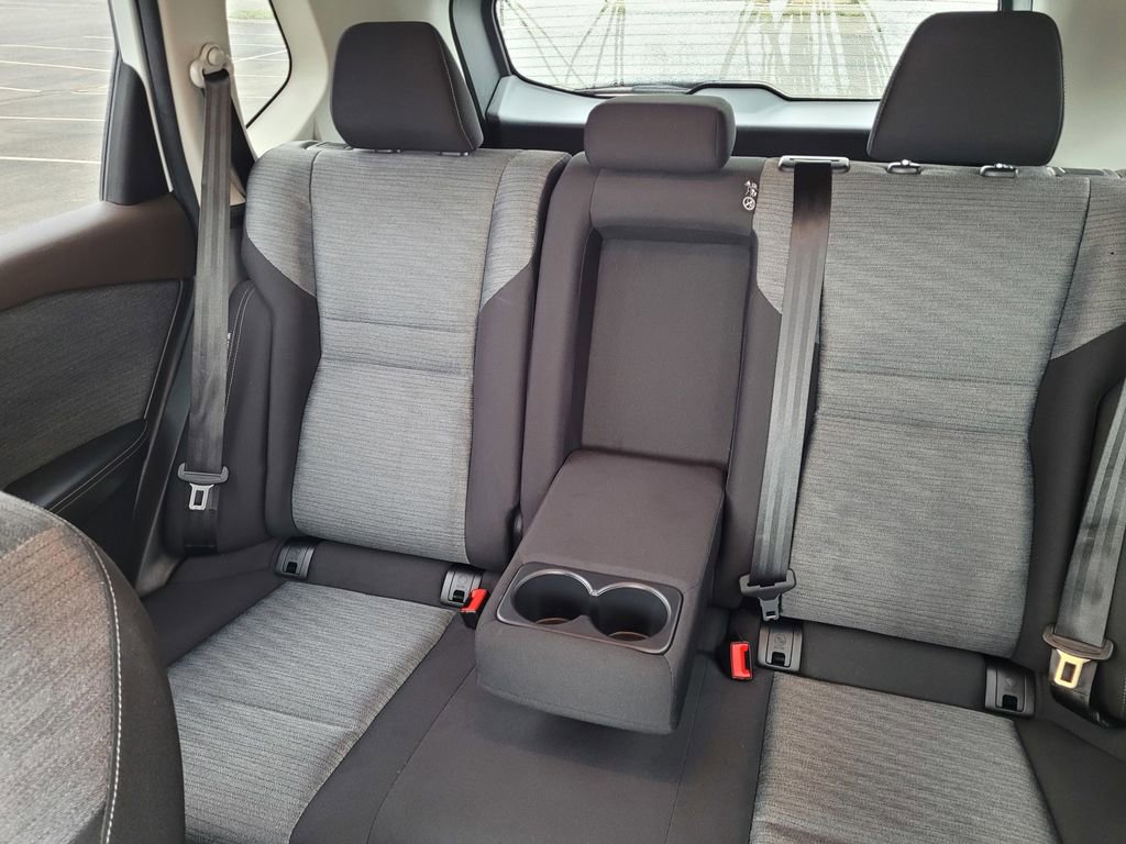 Used 2021 Nissan Rogue S image 10