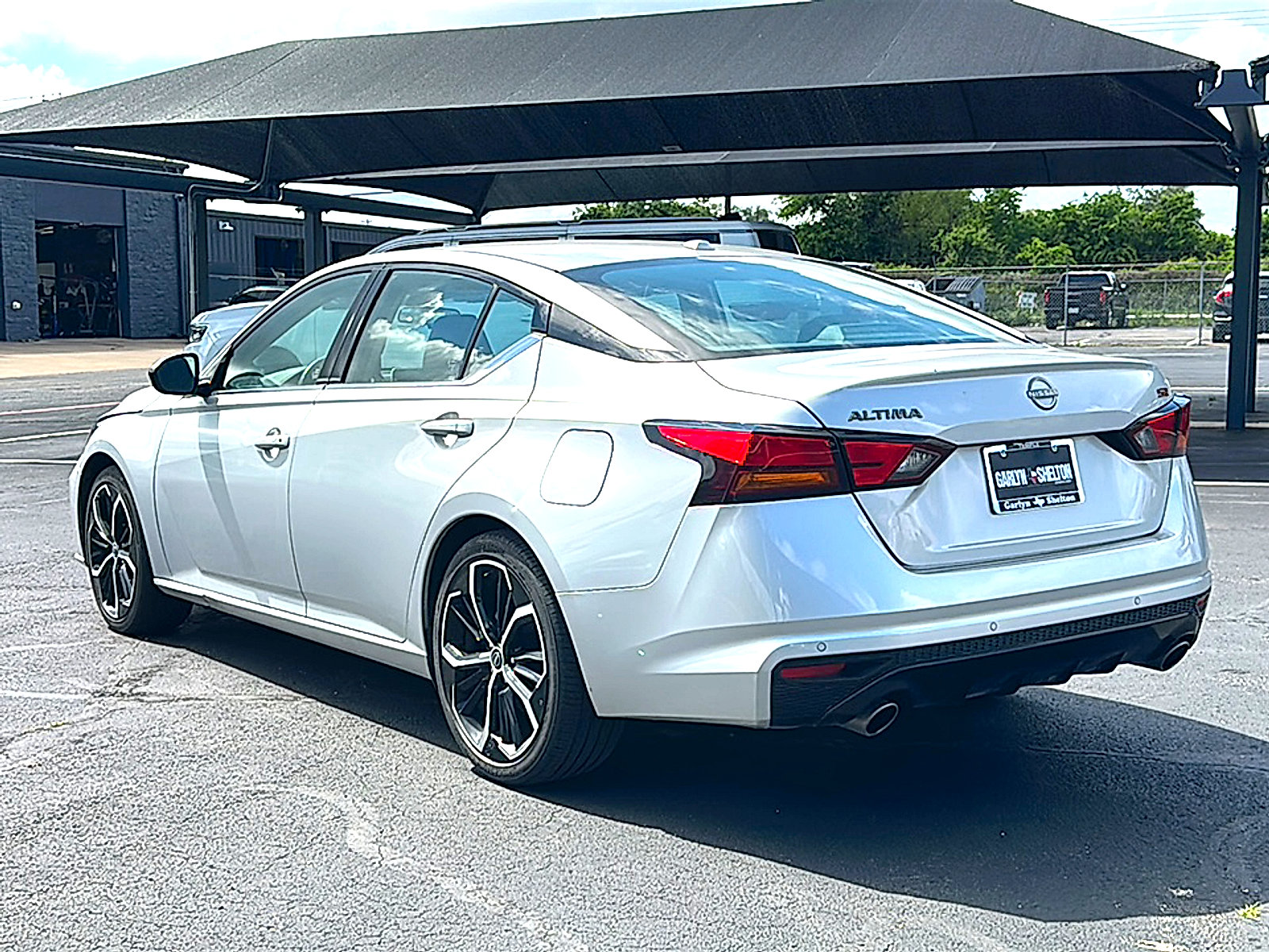 Used 2024 Nissan Altima 2.5 SR image 6