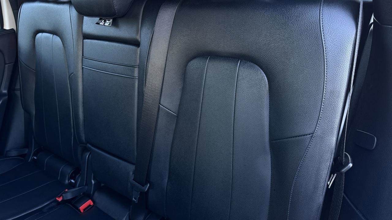 Used 2022 Mercedes-Benz EQB 300 4MATIC image 20