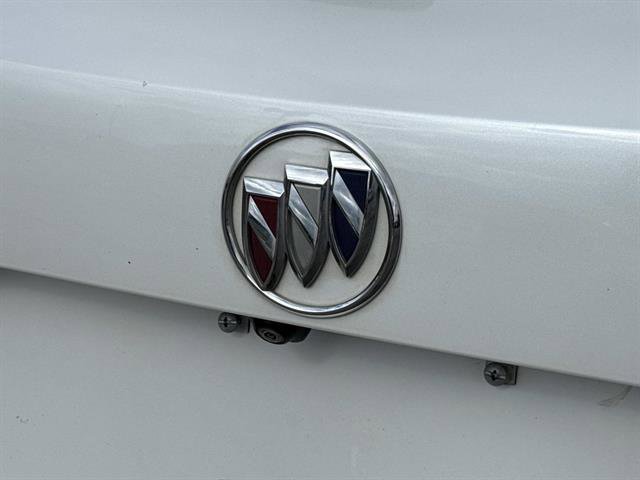 Used 2023 Buick Envision Preferred image 7