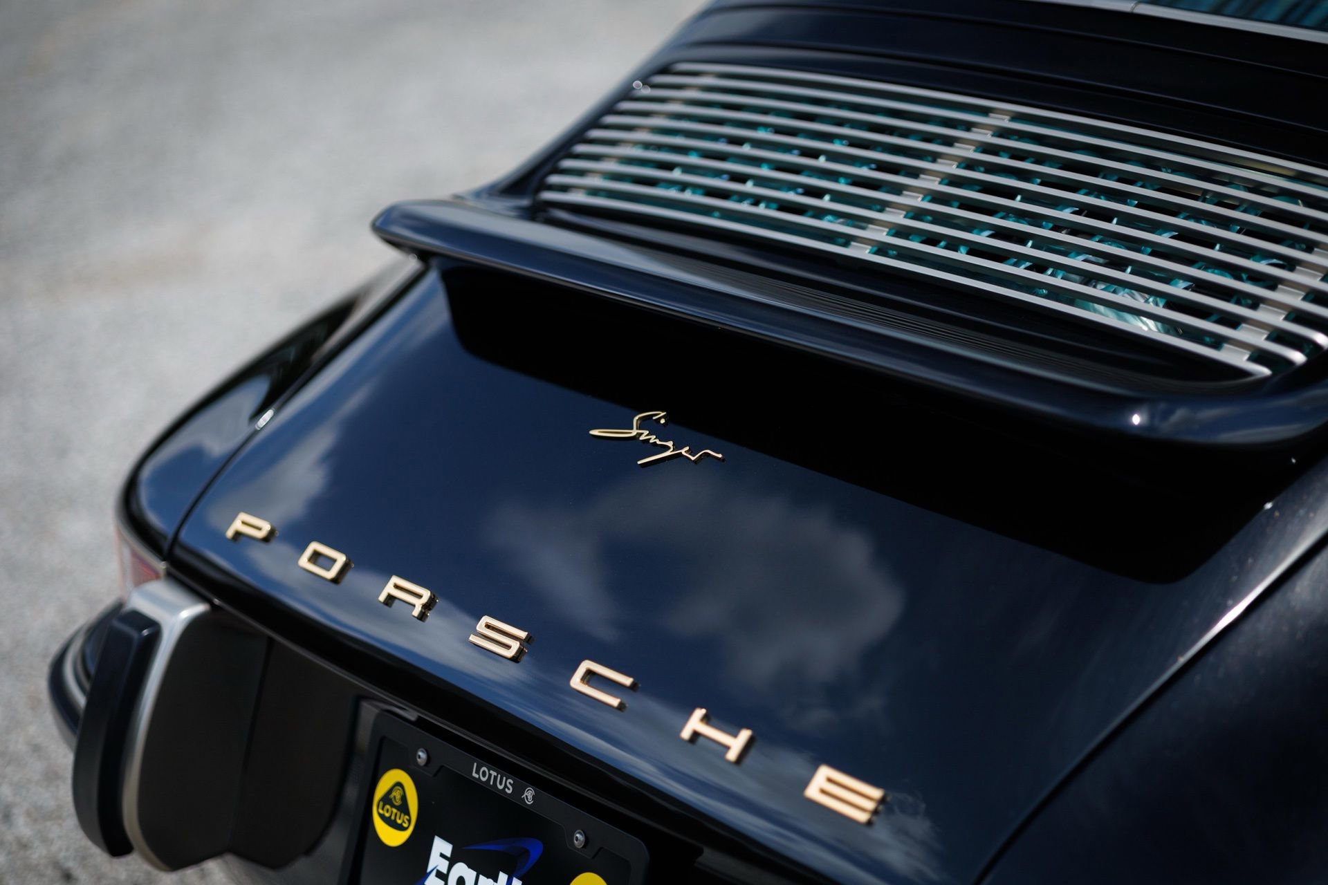 Used 1992 Porsche 911 Targa RWD image 31