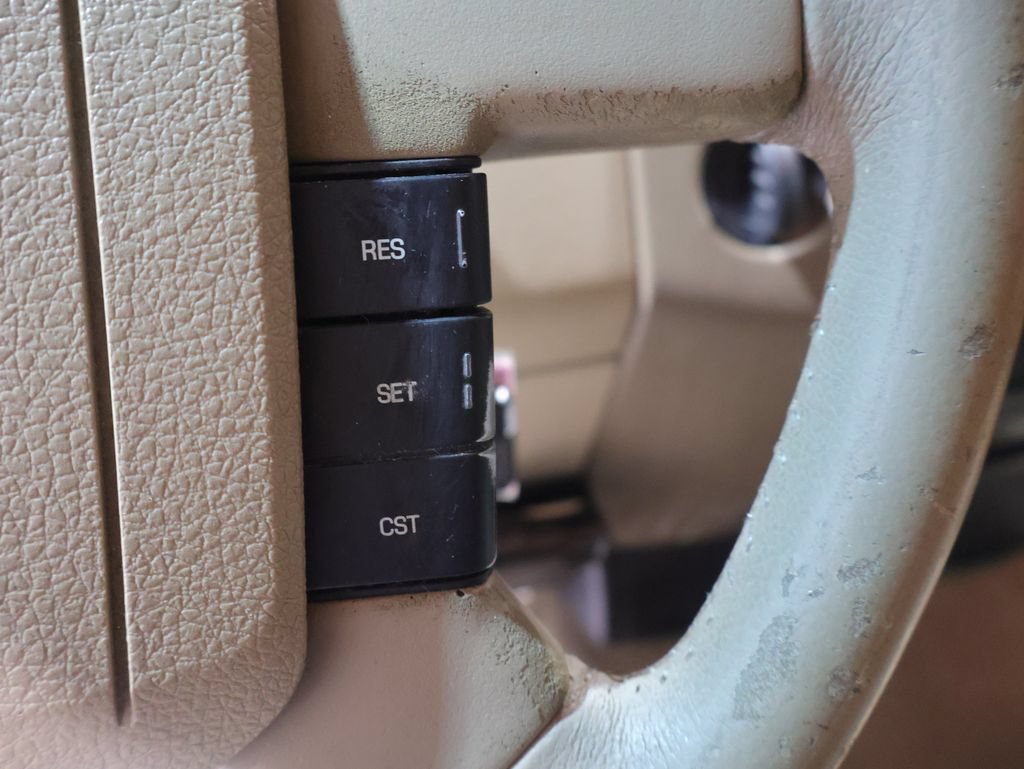 Used 2006 Ford F150 XLT AWD/4WD image 21
