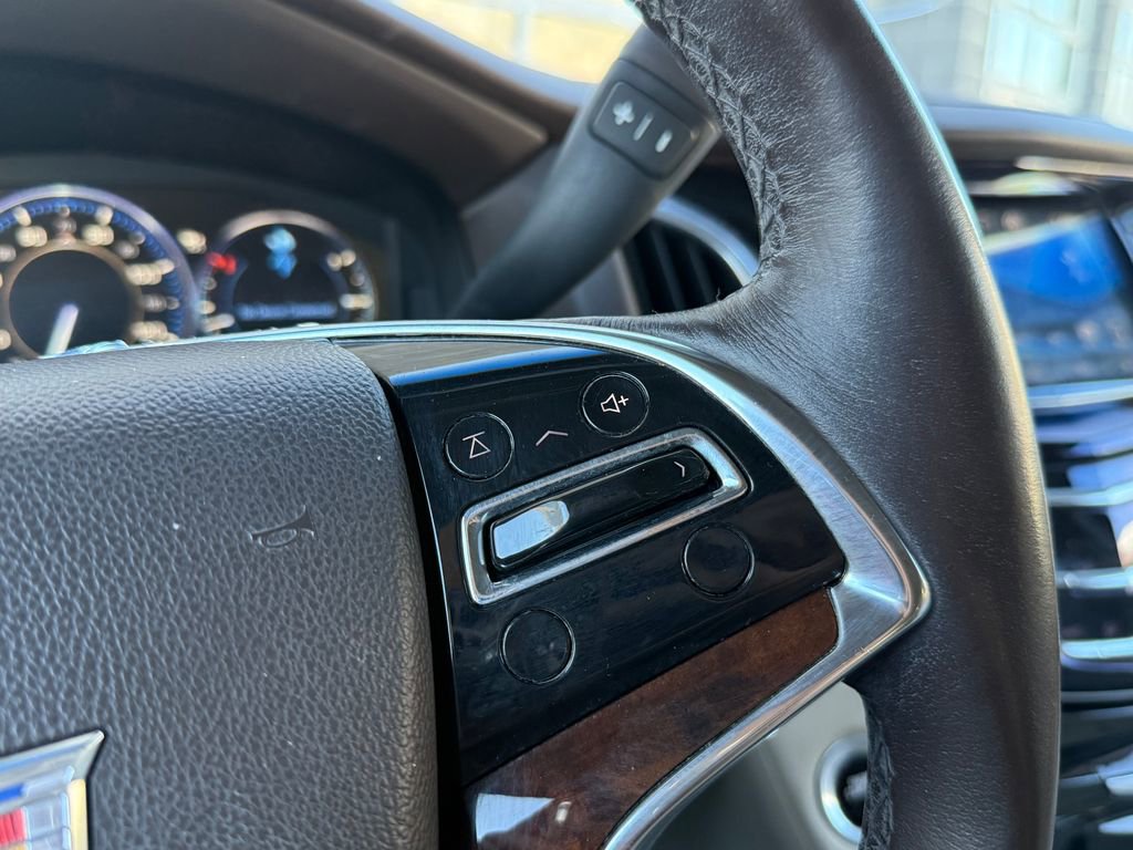 Used 2015 Cadillac Escalade ESV Premium RWD image 43