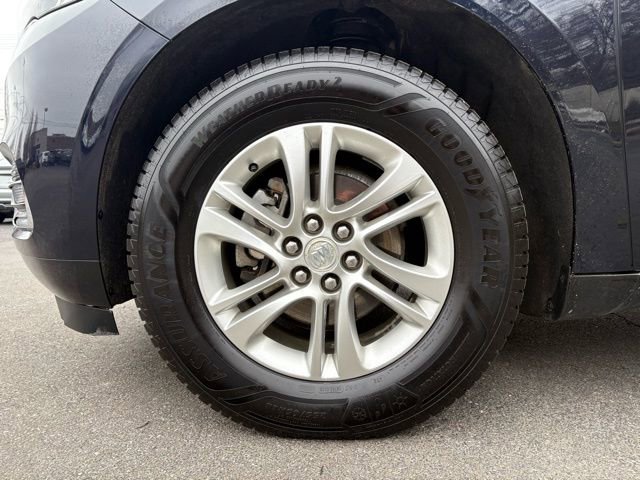 Used 2020 Buick Enclave Essence w/ Sound and Sites Package image 14