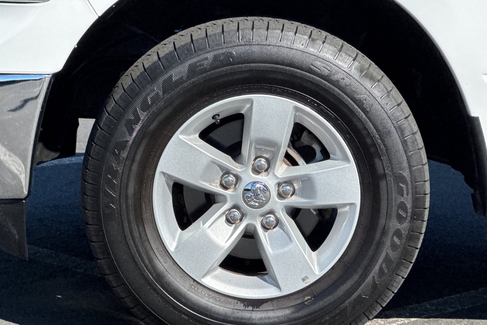 Used 2024 RAM 1500 Classic SLT image 30