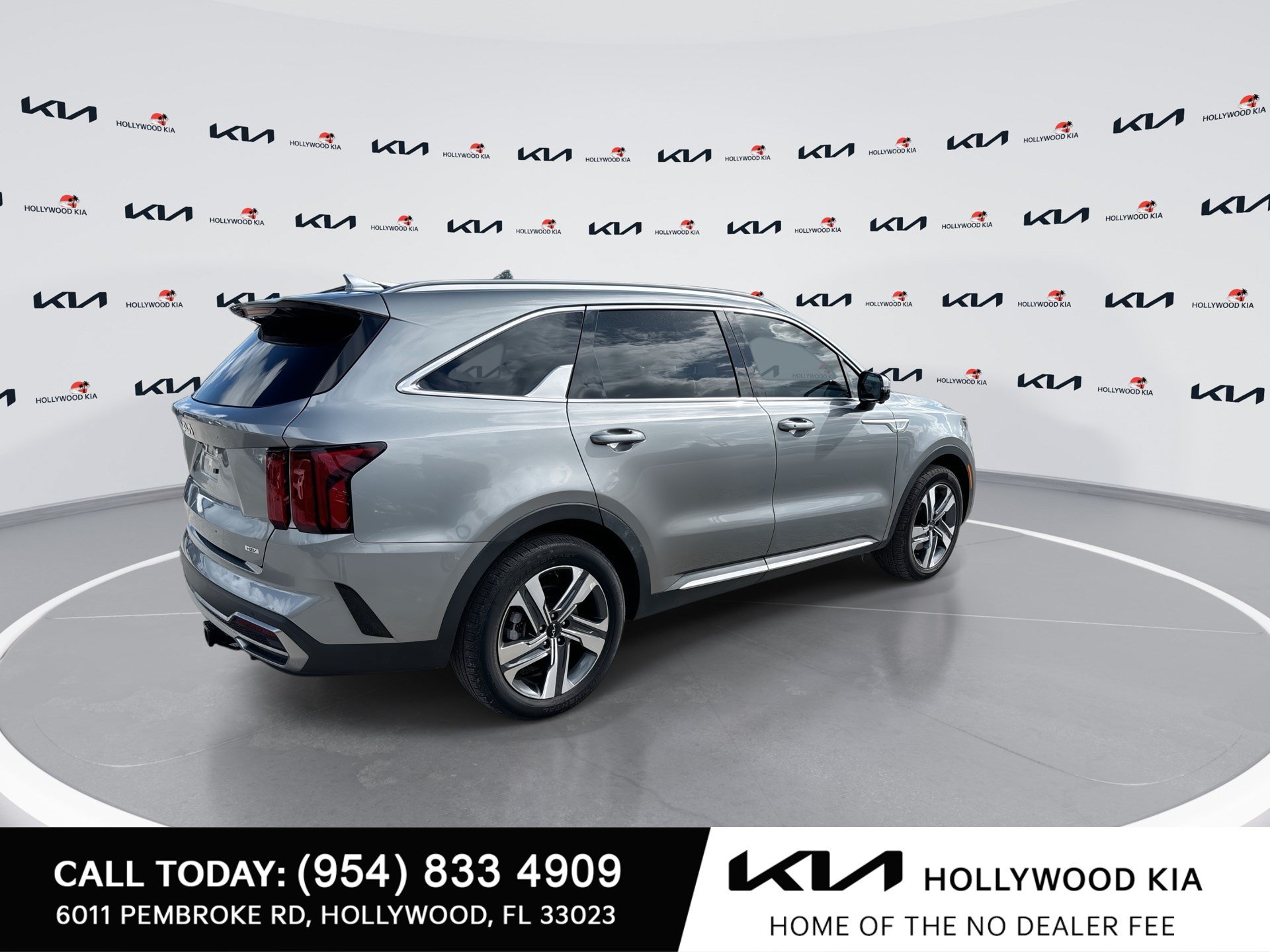 Used 2023 Kia Sorento SX Prestige w/ Panoramic Sunroof Package AWD/4WD image 8