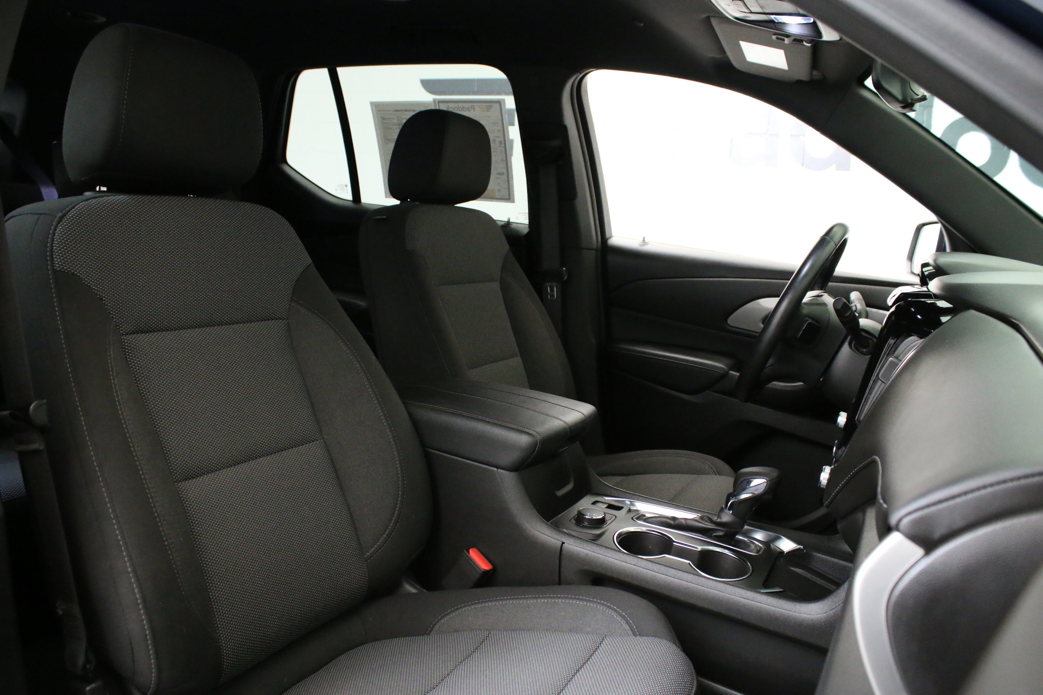 Used 2023 Chevrolet Traverse LT w/ LPO, Floor Liner Package image 31