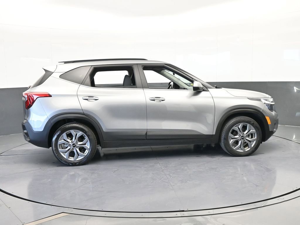 Used 2024 Kia Seltos S image 7