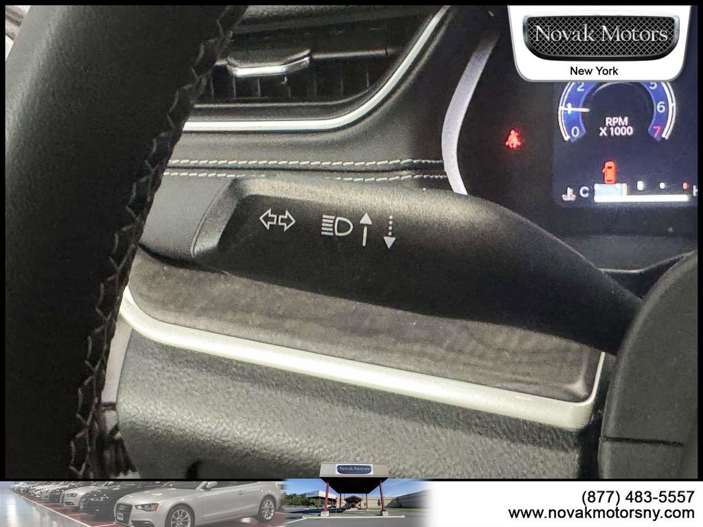 Used 2023 Jeep Grand Cherokee L Limited AWD/4WD image 20