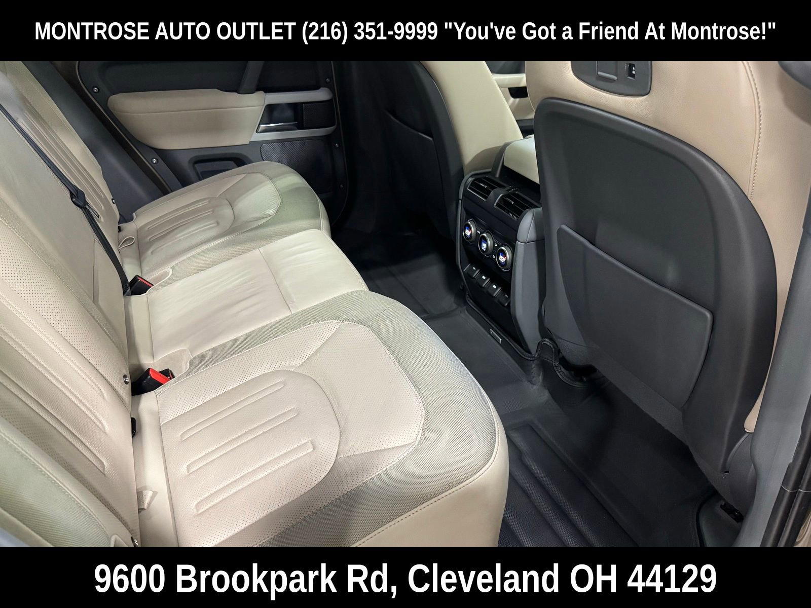 Used 2020 Land Rover Defender 110 First Edition image 47