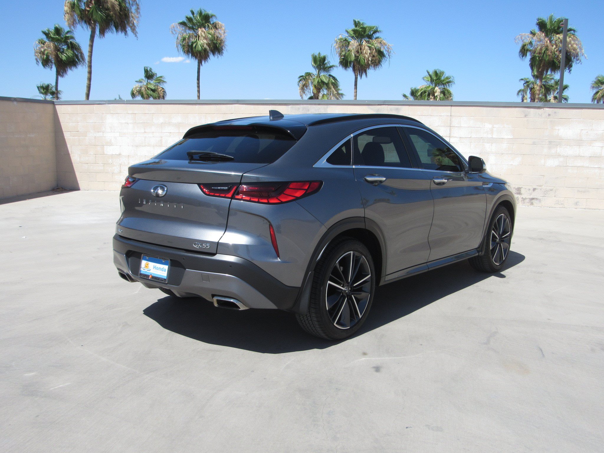 Used 2023 INFINITI QX55 Essential AWD/4WD image 5