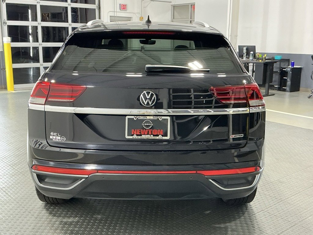 Used 2021 Volkswagen Atlas Cross Sport SEL image 35