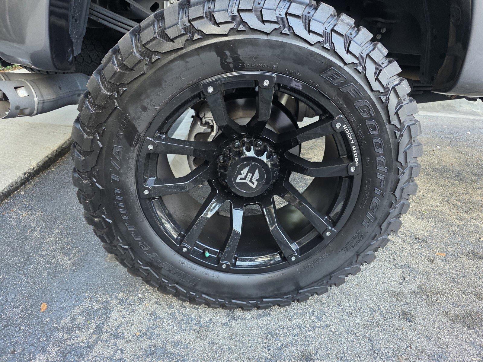 Used 2024 Ford F250 Lariat w/ Lariat Ultimate Package image 9