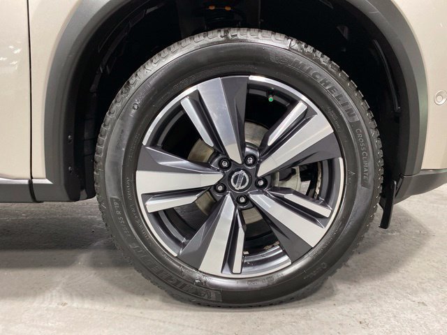 Used 2021 Nissan Rogue Platinum AWD/4WD image 33