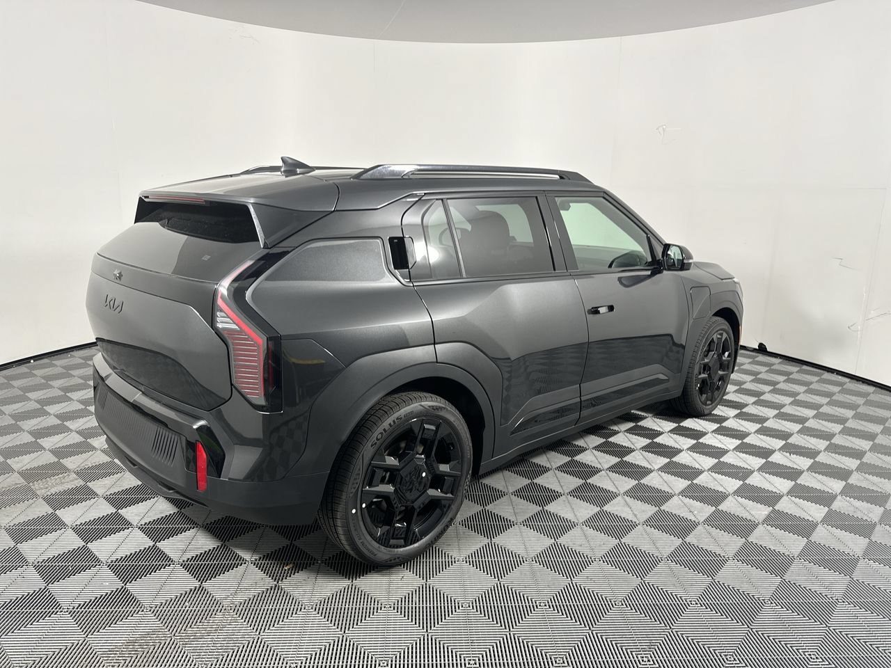 New 2027 Kia EV3 Wind FWD image 20