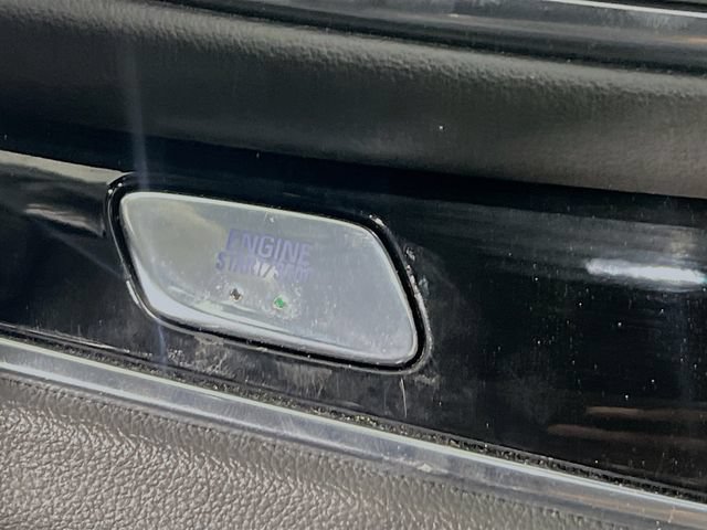 Used 2023 Buick Enclave Avenir w/ Avenir Technology Package FWD image 19