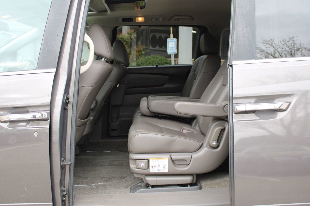 Used 2014 Honda Odyssey EX-L image 29