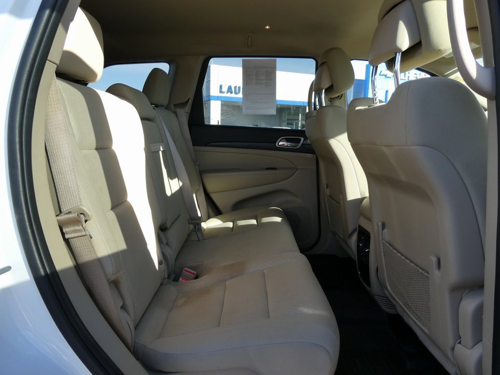 Used 2020 Jeep Grand Cherokee Laredo image 15