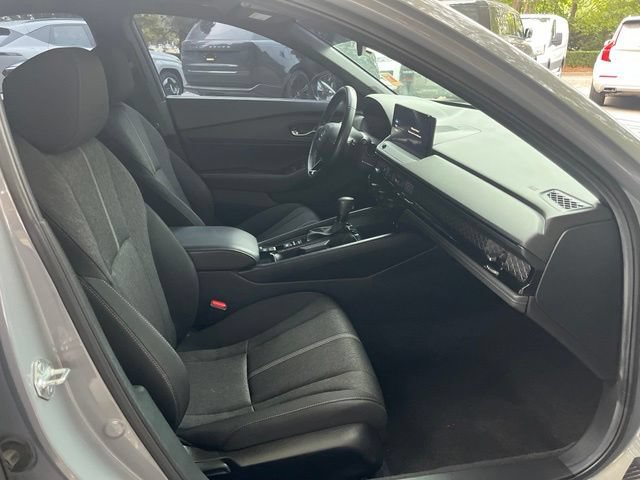 Used 2024 Honda Accord Sport image 11