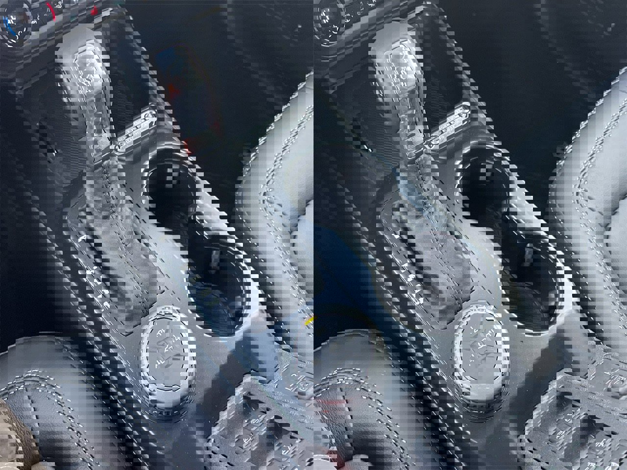 New 2025 Ford Bronco Outer Banks image 8