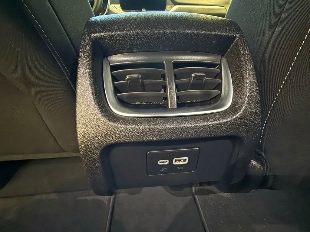 Used 2025 Chevrolet Blazer LT image 15