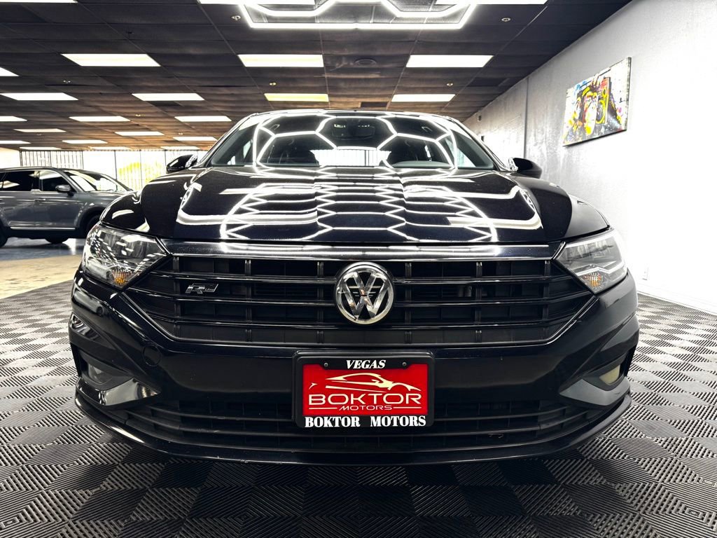 Used 2019 Volkswagen Jetta R-Line w/ R-Line Cold Weather Package FWD image 3