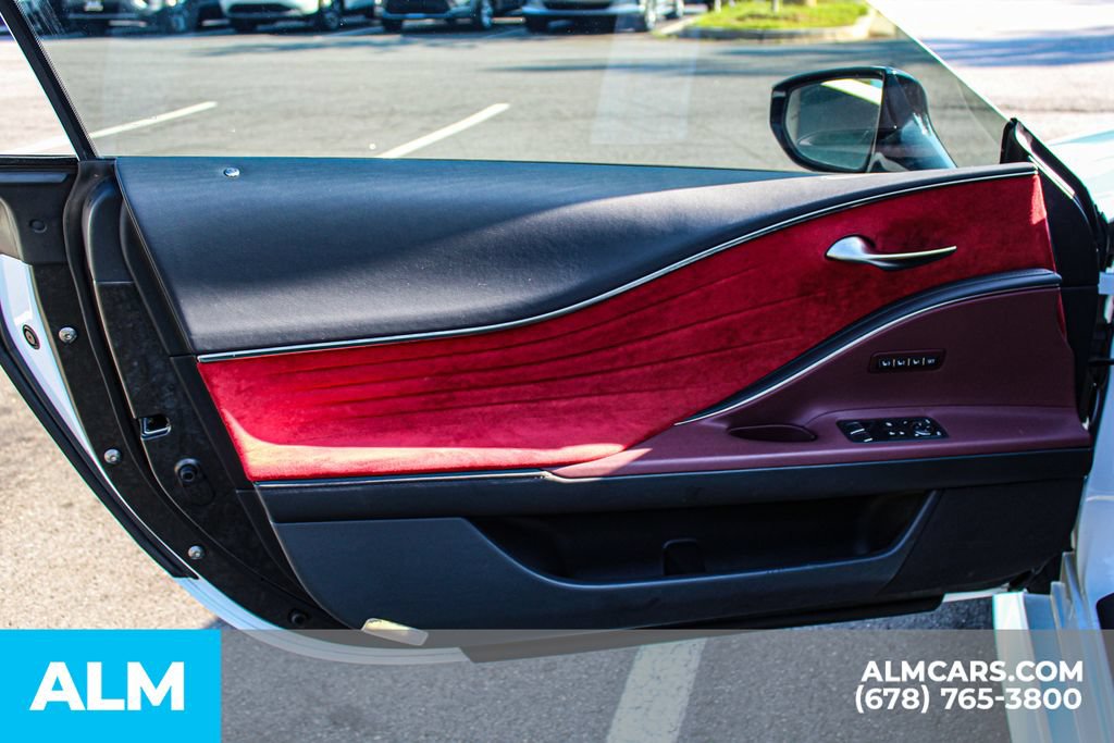 Used 2023 Lexus LC 500h w/ Dynamic Handling Package RWD image 35