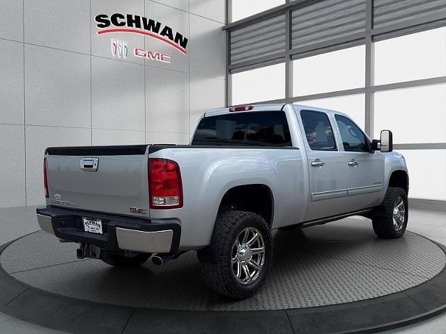 Used 2011 GMC Sierra 2500 SLE w/ SLE Preferred Package AWD/4WD image 9