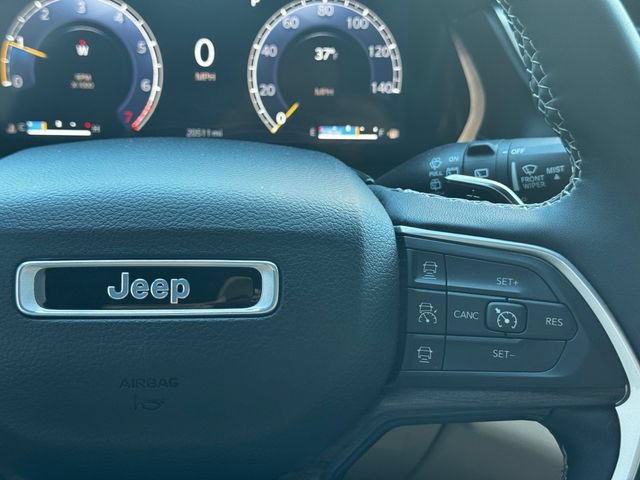 Certified 2024 Jeep Grand Cherokee Limited AWD/4WD image 26