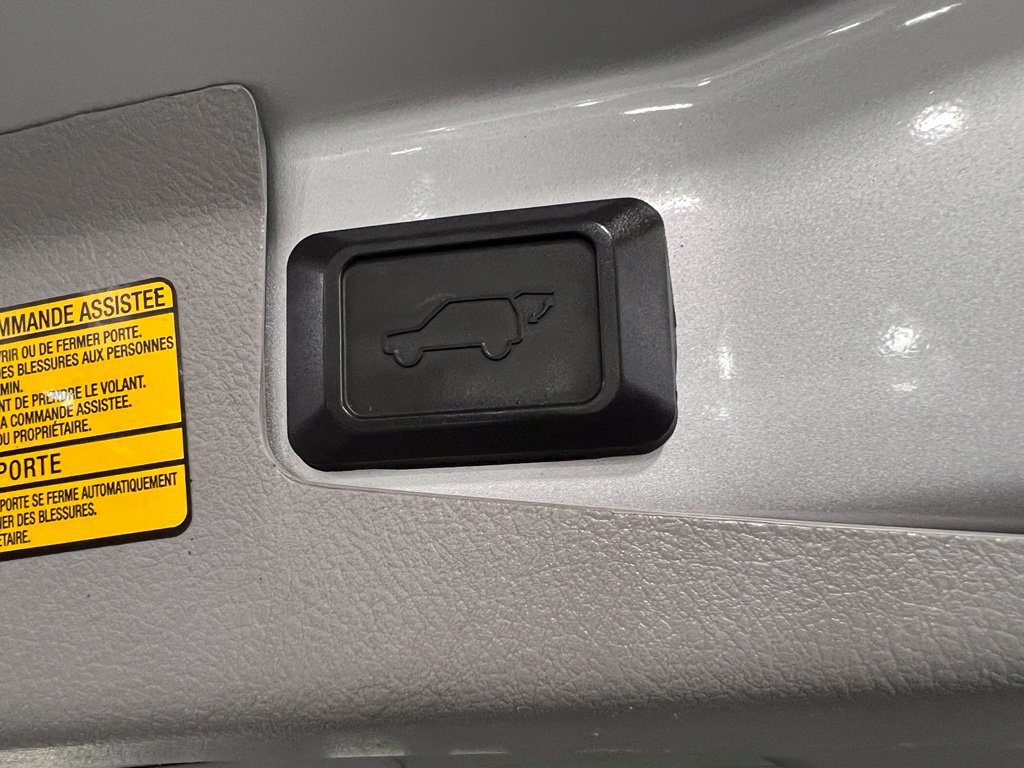 Used 2013 Toyota Highlander Limited FWD image 49