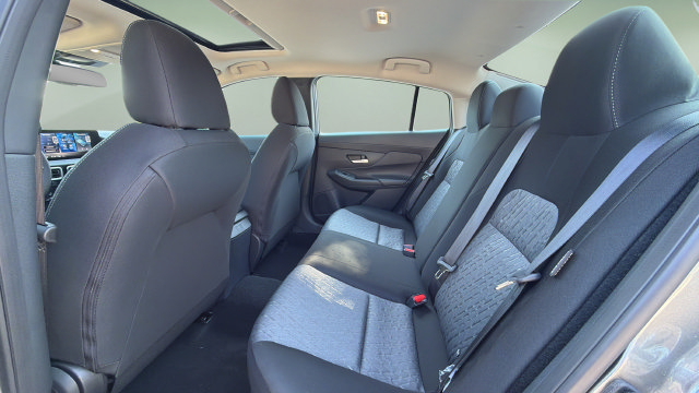 New 2027 Nissan Sentra SV w/ SV Convenience Package FWD image 19