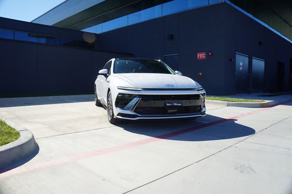 Certified 2025 Hyundai Sonata Limited