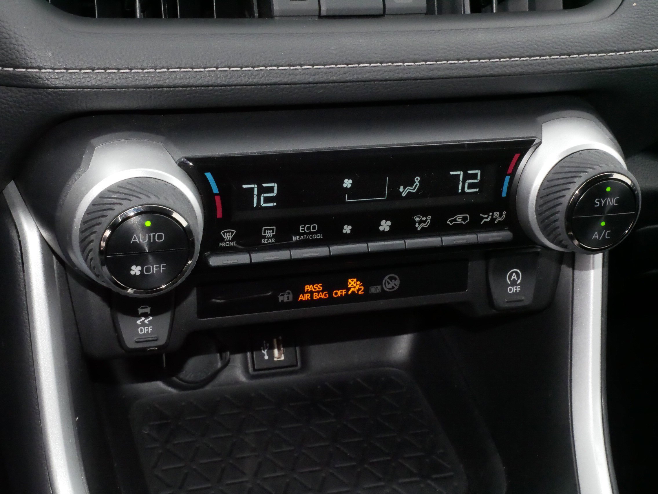 Certified 2025 Toyota RAV4 XLE Premium image 23