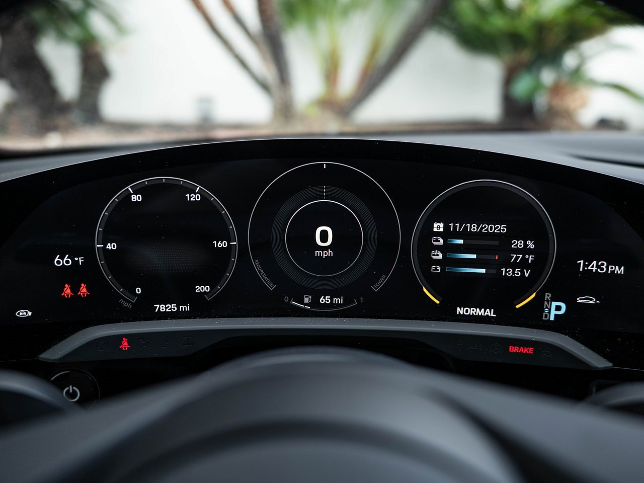 Used 2020 Porsche Taycan 4S image 17