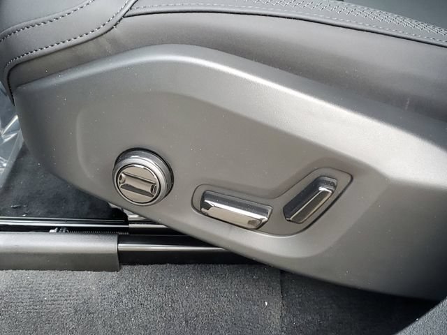 New 2026 Volvo XC90 B6 Plus w/ Protection Package Premier AWD/4WD image 7