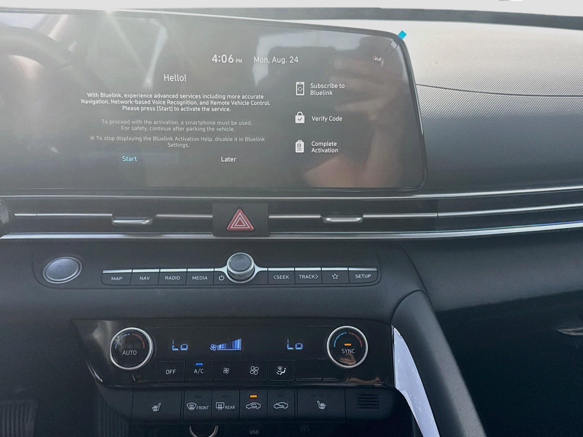 New 2026 Hyundai Elantra Limited FWD image 10