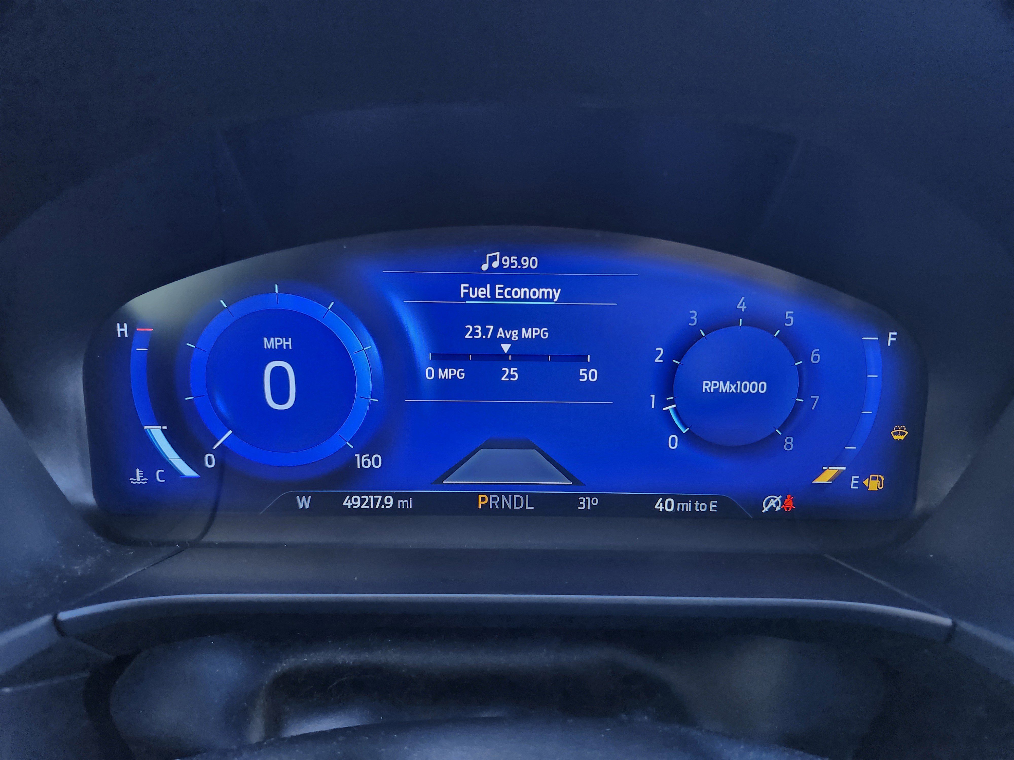 Used 2022 Ford Escape Titanium w/ Class II Trailer Tow Package image 14