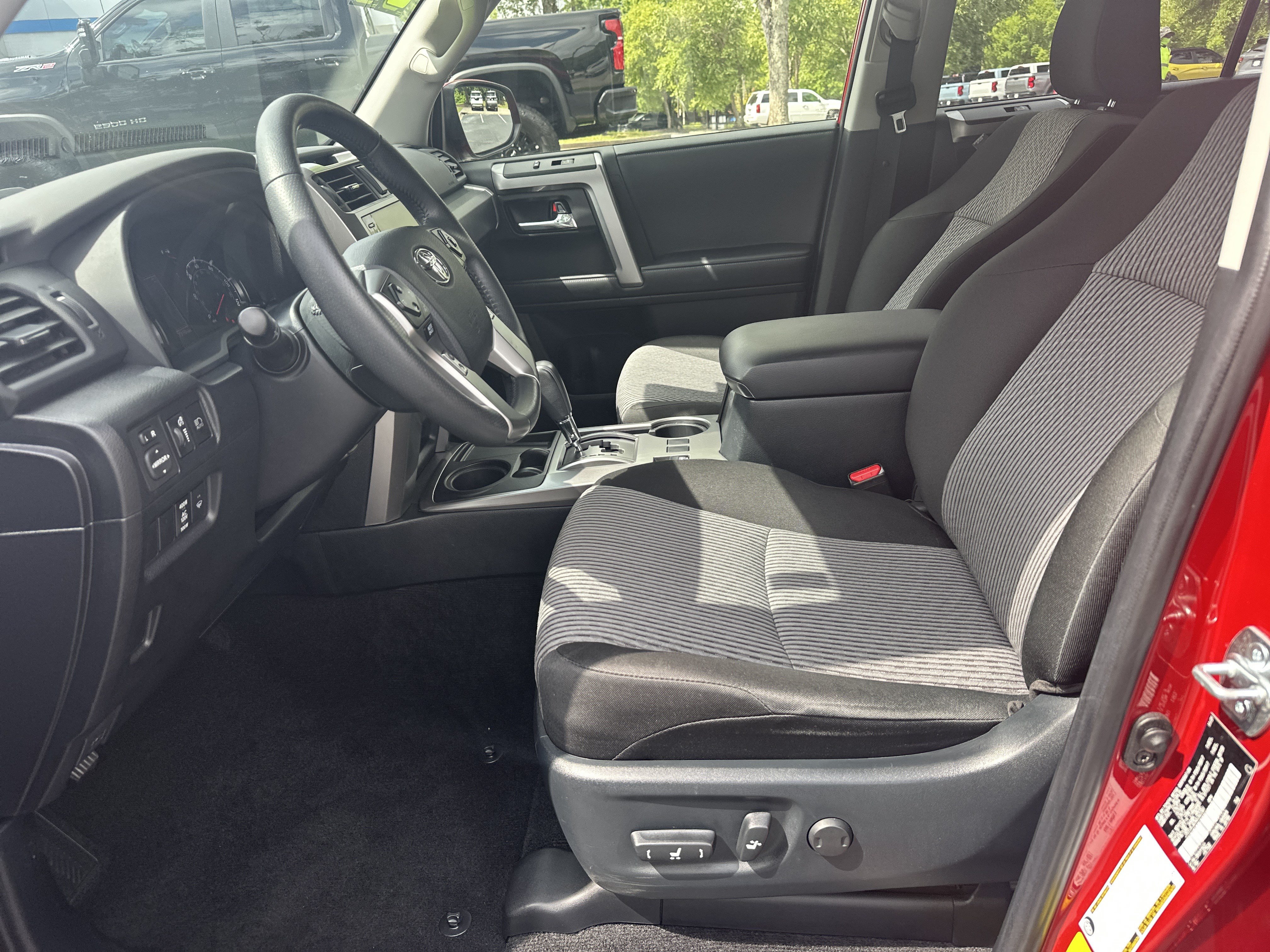 Used 2022 Toyota 4Runner SR5 RWD image 9
