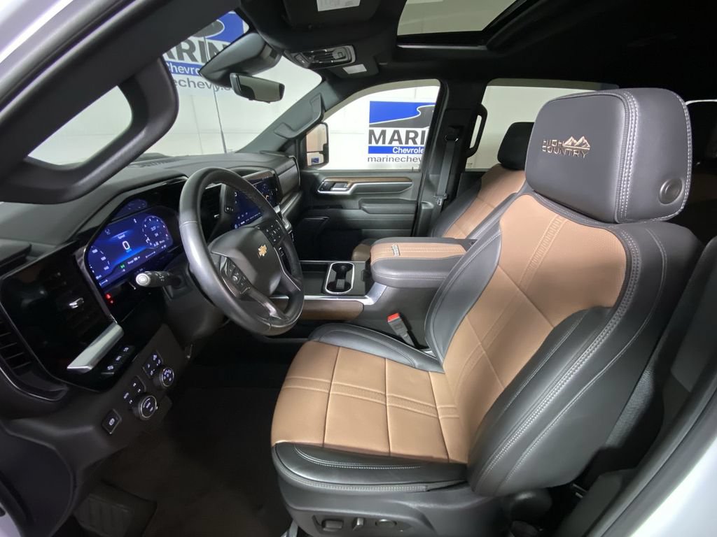 Used 2024 Chevrolet Silverado 2500 High Country w/ High Country Premium Package AWD/4WD image 25