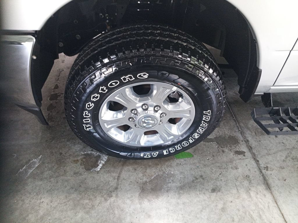 Used 2025 RAM 3500 Big Horn AWD/4WD image 10