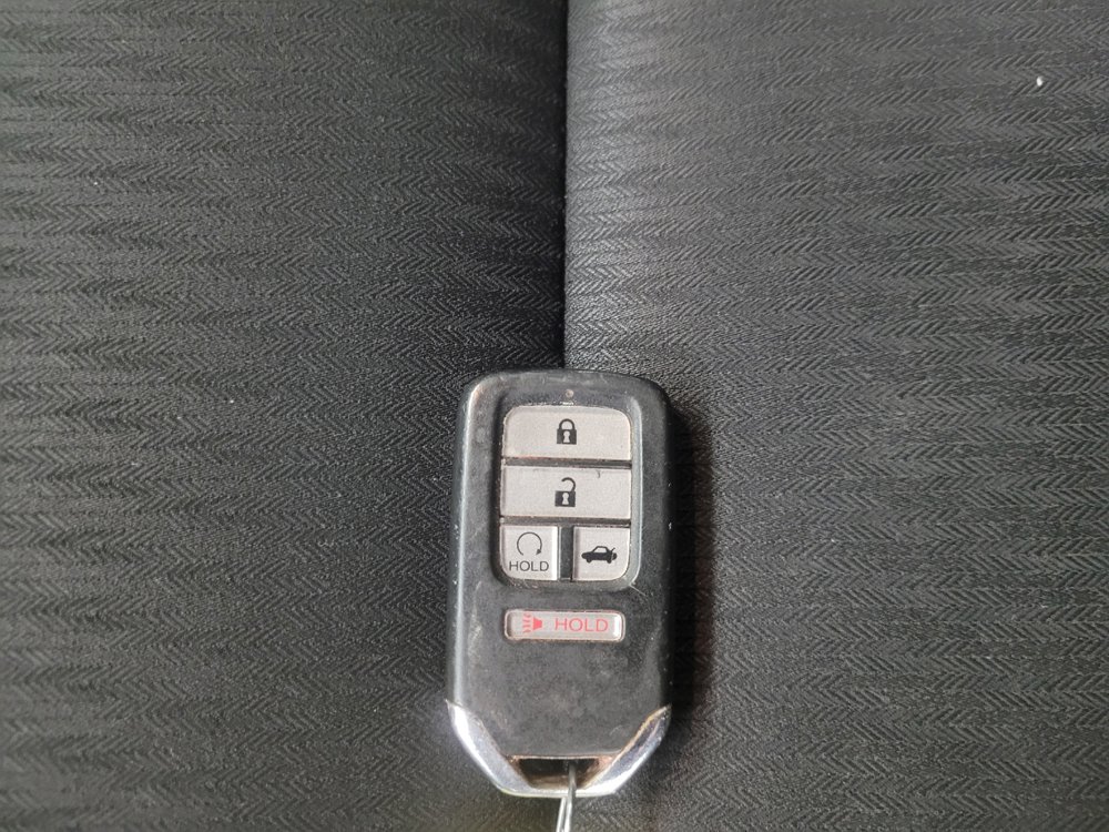 Used 2017 Honda Accord EX image 32