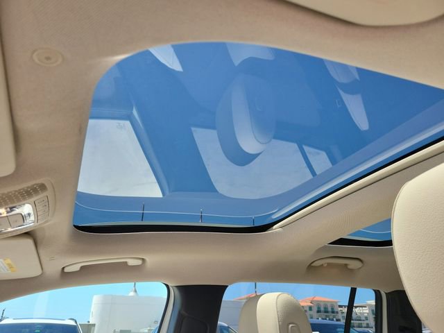 Used 2023 Mercedes-Benz GLB 250 image 25