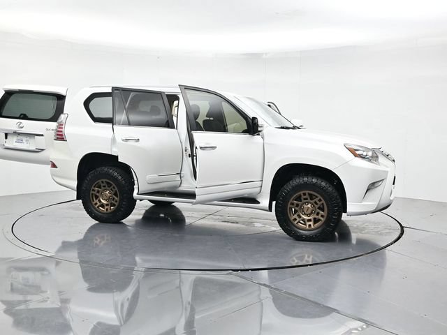 Used 2017 Lexus GX 460 w/ Navigation Package AWD/4WD image 58