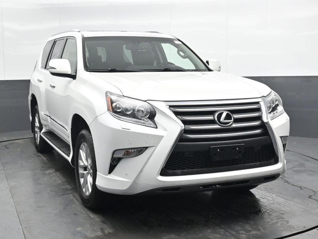Used 2019 Lexus GX 460 image 4