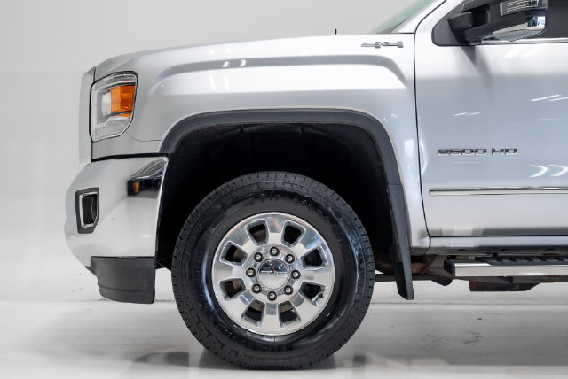 Used 2017 GMC Sierra 2500 SLT AWD/4WD image 28