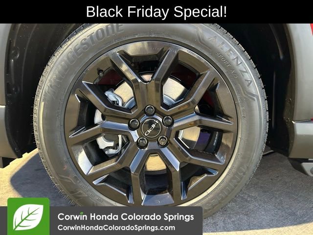 New 2025 Honda Pilot Touring image 31