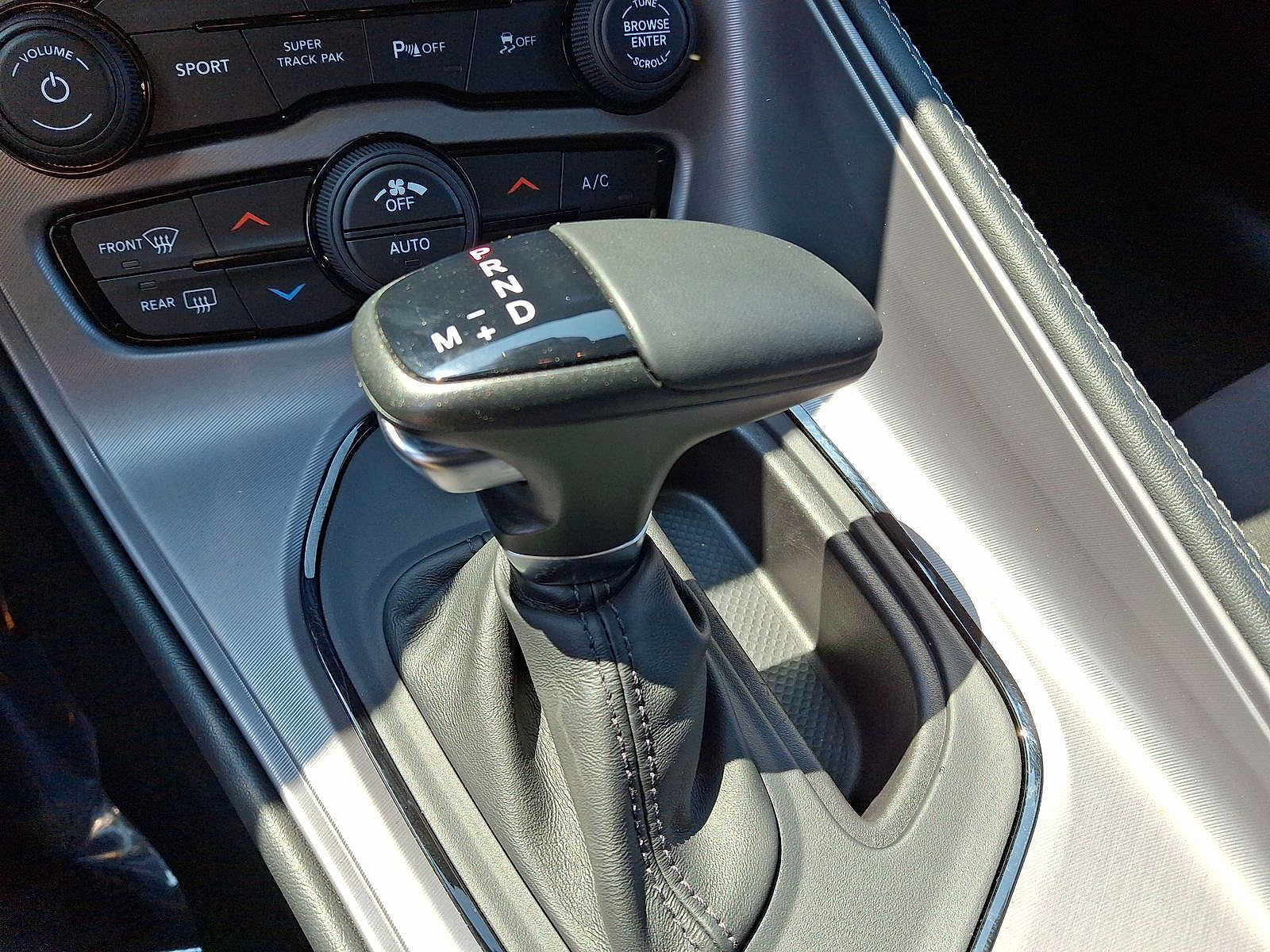 Used 2023 Dodge Challenger R/T RWD image 18